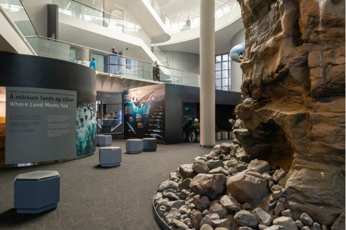 Inside the Perlan at the beginning of the exhibition Where land meets sea
