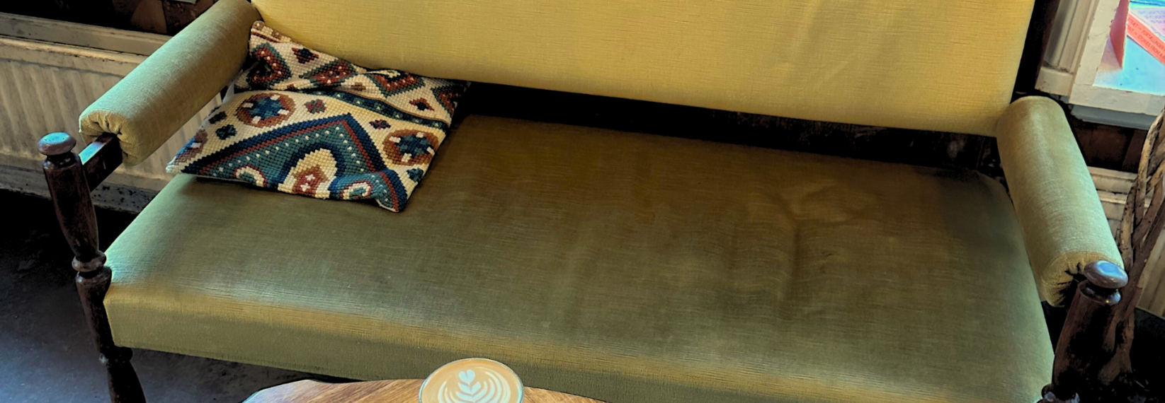 Busy Rooms header - Kaffihús