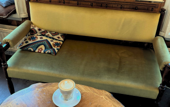 Busy Rooms header - Kaffihús