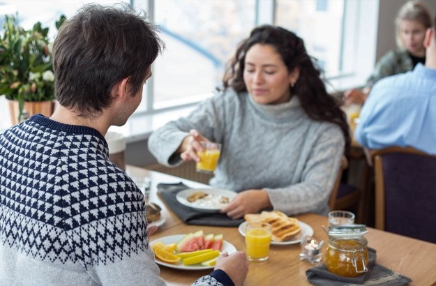 CH_FoodDrink_Breakfast_2