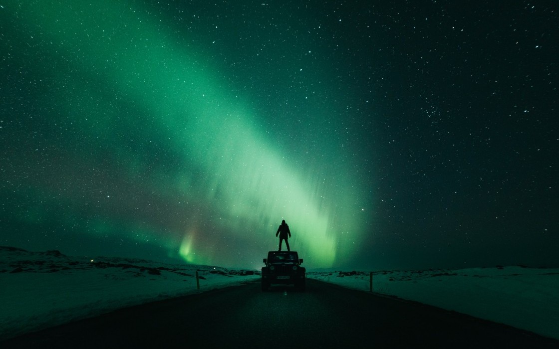 kristopher-roller-3SFgixAUnAU-unsplash